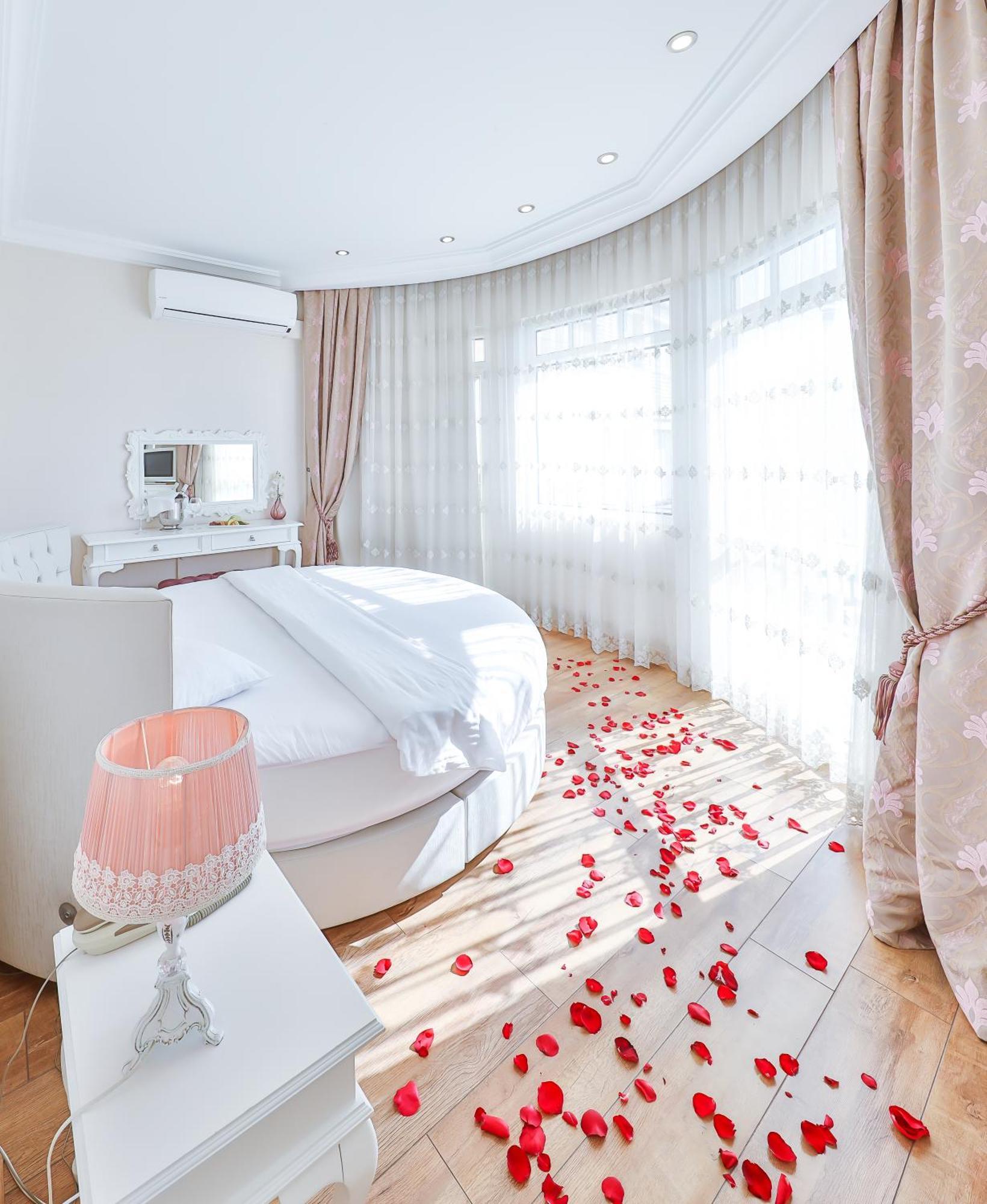 Buyukada Princess Hotel Prinseneilanden Buitenkant foto